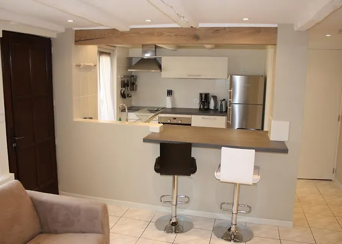 Des Dix Vins Appartement *